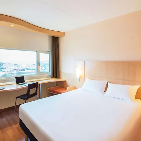 Ibis Schiphol Amsterdam Airport Hotel Badhoevedorp