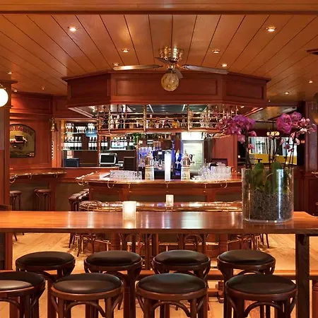 Ibis Schiphol Amsterdam Airport 3*