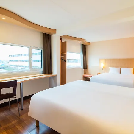 Ibis Schiphol Amsterdam Airport Hotel