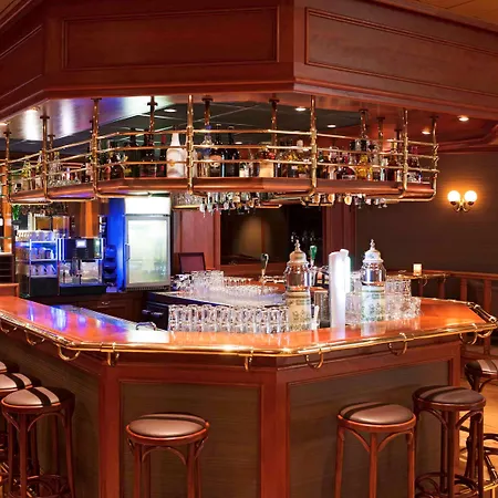 Hotel Ibis Schiphol Amsterdam Airport 3*