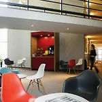 Ibis Schiphol Amsterdam Airport Hotel 3*