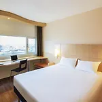 Ibis Schiphol Amsterdam Airport Hotel 3*