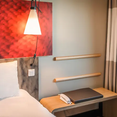 Ibis Schiphol Amsterdam Airport 3*