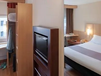 Ibis Schiphol Amsterdam Airport 3*