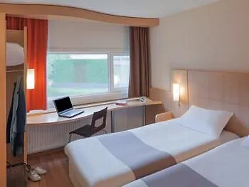 Ibis Schiphol Amsterdam Airport Hotel 3*