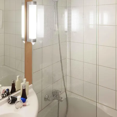 Ibis Schiphol Amsterdam Airport Szálloda 3*