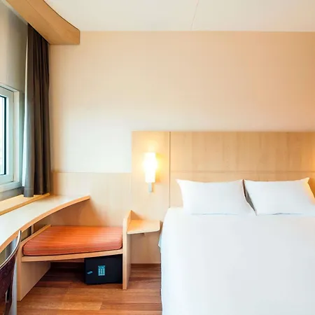 Ibis Schiphol Amsterdam Airport
