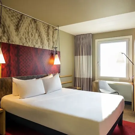 Ibis Schiphol Amsterdam Airport Szálloda 3*