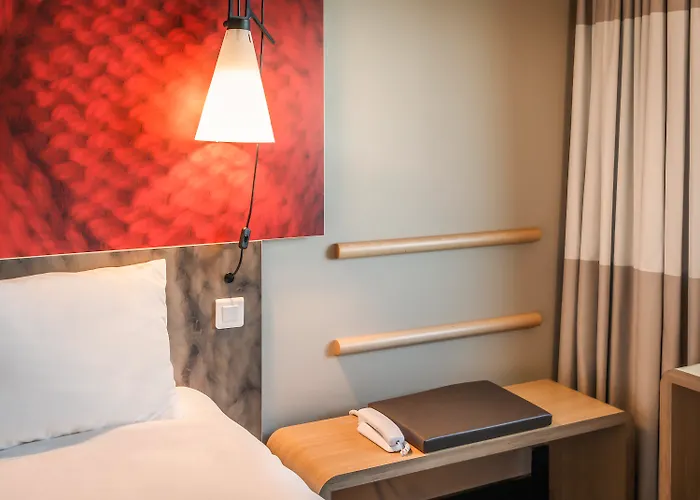 Ibis Schiphol Amsterdam Airport 3*