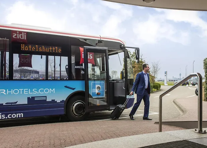 阿姆斯特丹史基浦机场宜必思酒店 3*