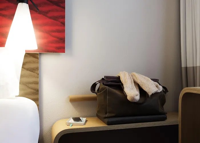 阿姆斯特丹史基浦机场宜必思酒店 3*