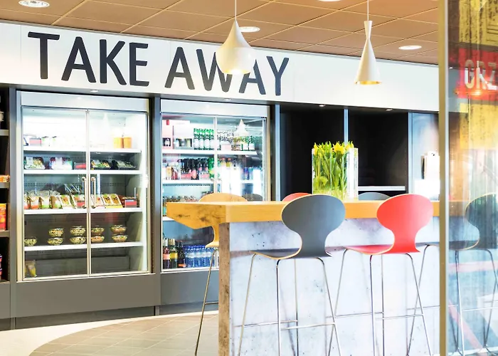 阿姆斯特丹史基浦机场宜必思酒店 3* 巴特霍芬多普