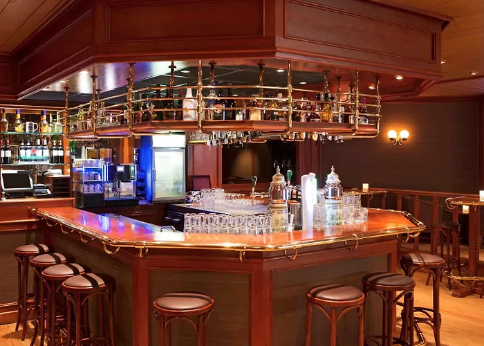 阿姆斯特丹史基浦机场宜必思酒店 酒店