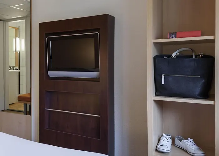 阿姆斯特丹史基浦机场宜必思酒店 酒店 巴特霍芬多普